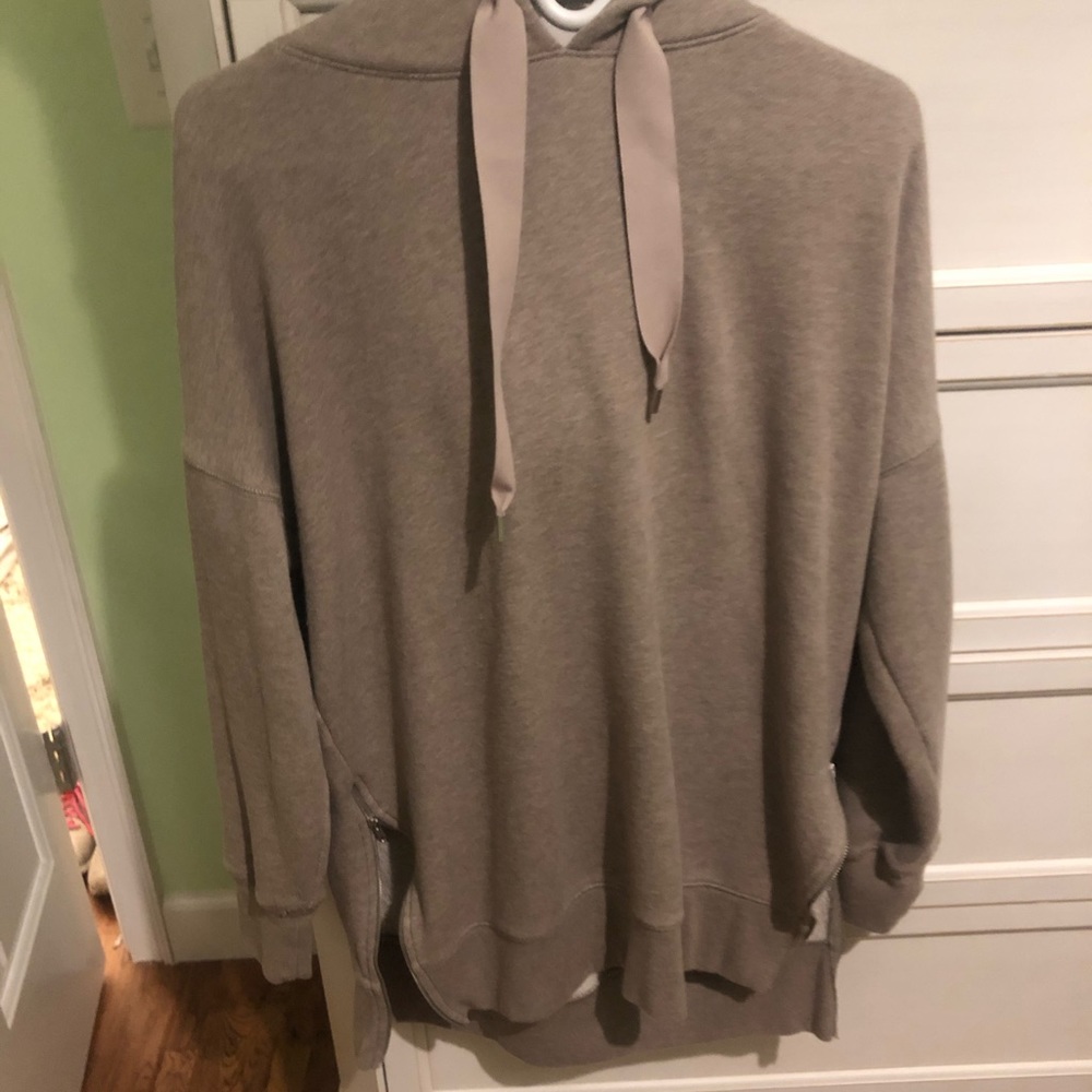 aerie hoodie with zipper on sides